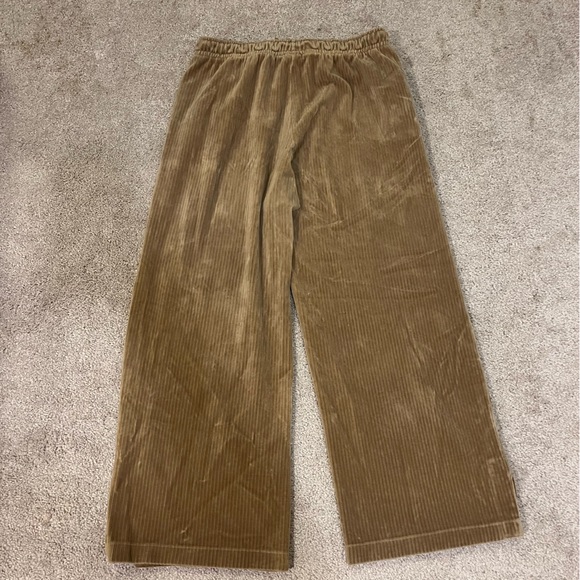 Nike Women's Velour Wide Leg Pants - Picture 10 of 10
